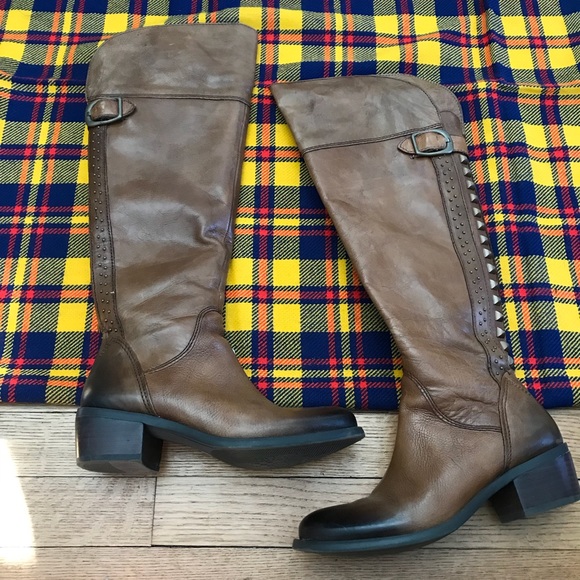 Vince Camuto Bollo Rich Cocoa Two Tone Calf Boots - Picture 2 of 8